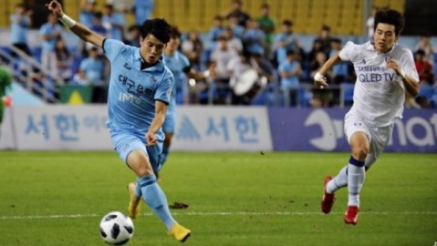标题：K联赛第10轮：FC首尔客场2-1终结江原主场24轮不败，榜首优势扩大至8分